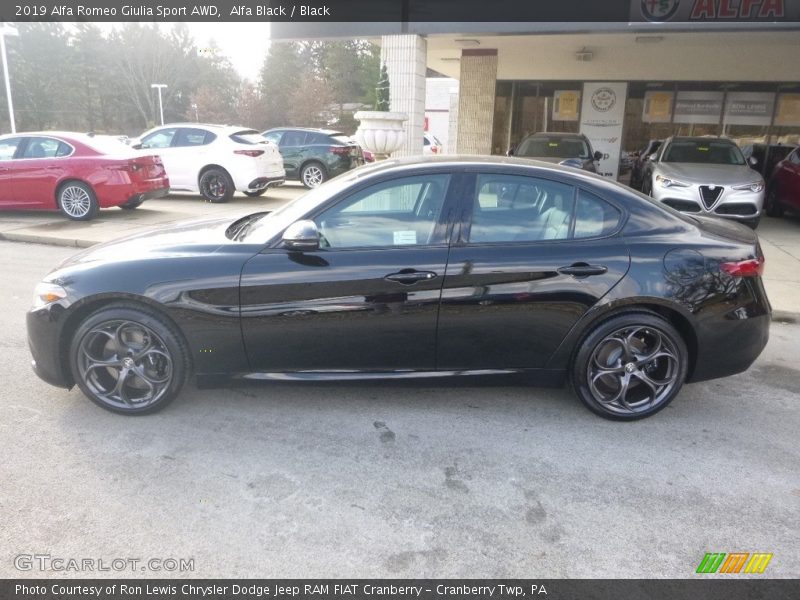 Alfa Black / Black 2019 Alfa Romeo Giulia Sport AWD