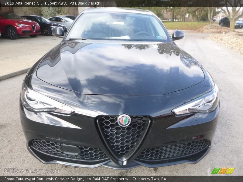 Alfa Black / Black 2019 Alfa Romeo Giulia Sport AWD