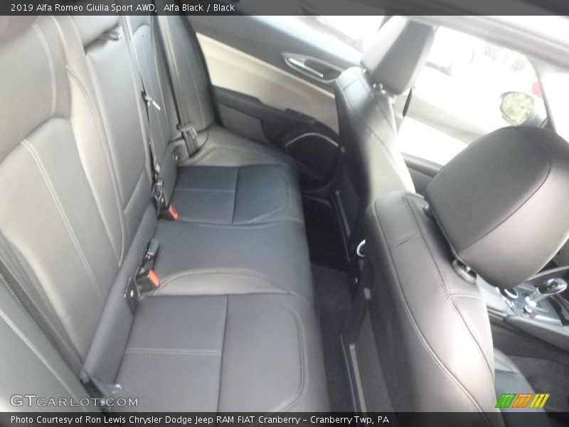 Alfa Black / Black 2019 Alfa Romeo Giulia Sport AWD