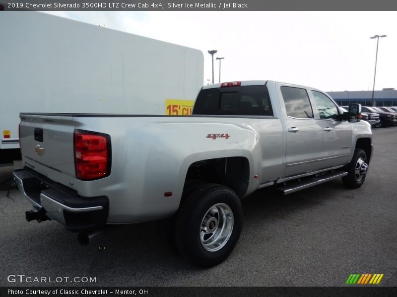 Silver Ice Metallic / Jet Black 2019 Chevrolet Silverado 3500HD LTZ Crew Cab 4x4