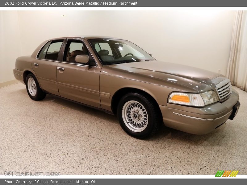 Arizona Beige Metallic / Medium Parchment 2002 Ford Crown Victoria LX