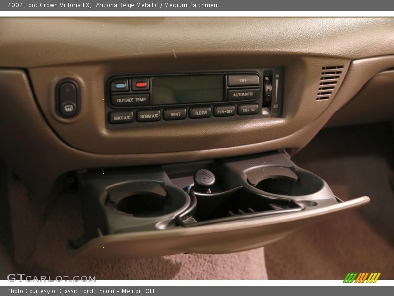 Arizona Beige Metallic / Medium Parchment 2002 Ford Crown Victoria LX