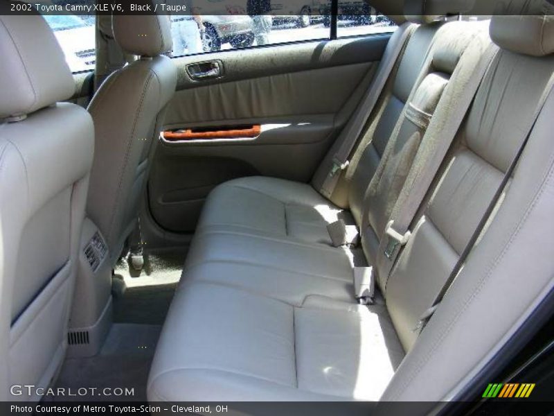 Black / Taupe 2002 Toyota Camry XLE V6