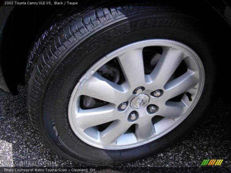 Black / Taupe 2002 Toyota Camry XLE V6