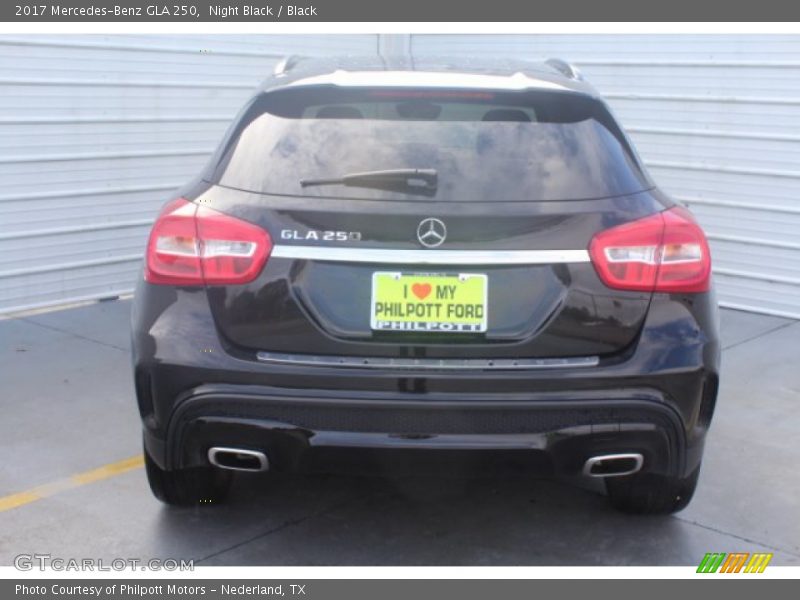 Night Black / Black 2017 Mercedes-Benz GLA 250