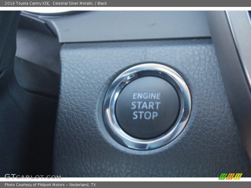 Celestial Silver Metallic / Black 2019 Toyota Camry XSE