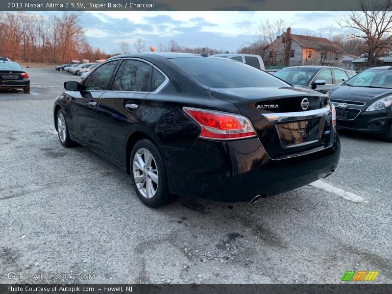 Super Black / Charcoal 2013 Nissan Altima 2.5 SV