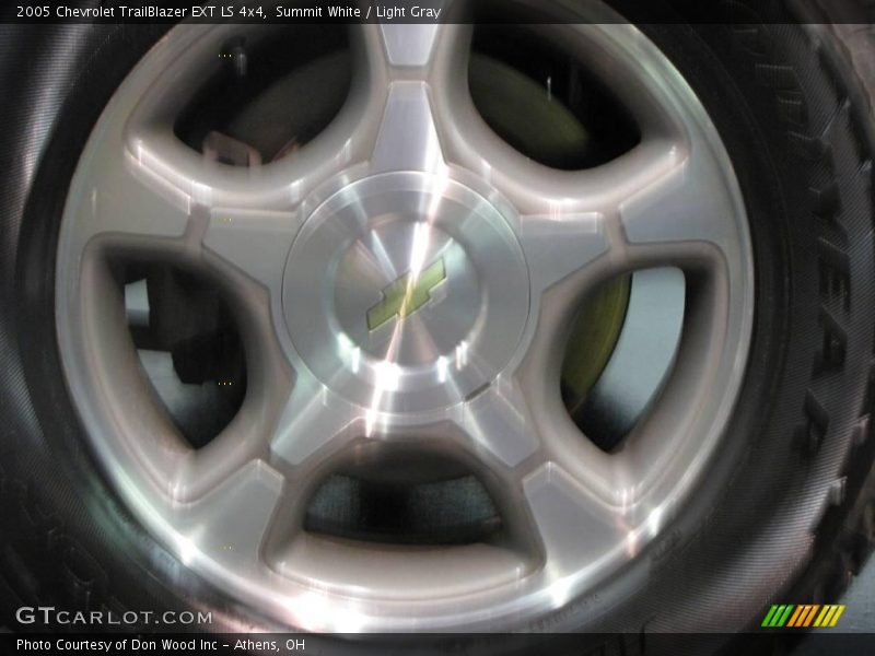 Summit White / Light Gray 2005 Chevrolet TrailBlazer EXT LS 4x4
