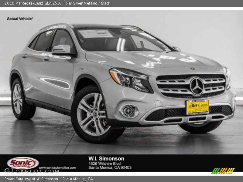 Polar Silver Metallic / Black 2018 Mercedes-Benz GLA 250