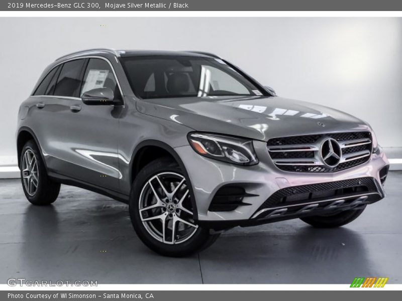 Mojave Silver Metallic / Black 2019 Mercedes-Benz GLC 300