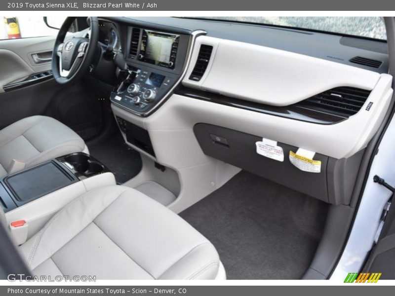 Blizzard Pearl White / Ash 2019 Toyota Sienna XLE