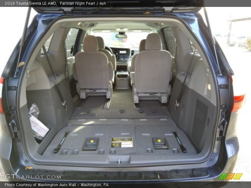 Parisian Night Pearl / Ash 2019 Toyota Sienna LE AWD