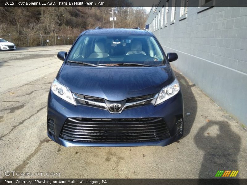 Parisian Night Pearl / Ash 2019 Toyota Sienna LE AWD