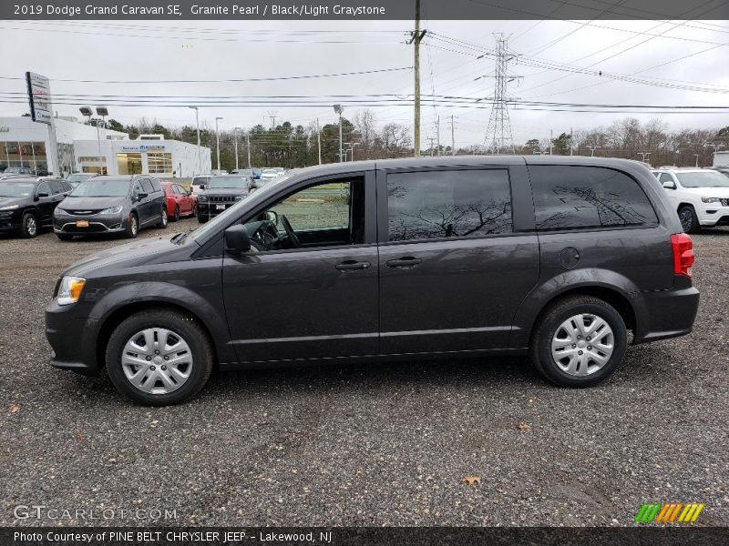  2019 Grand Caravan SE Granite Pearl