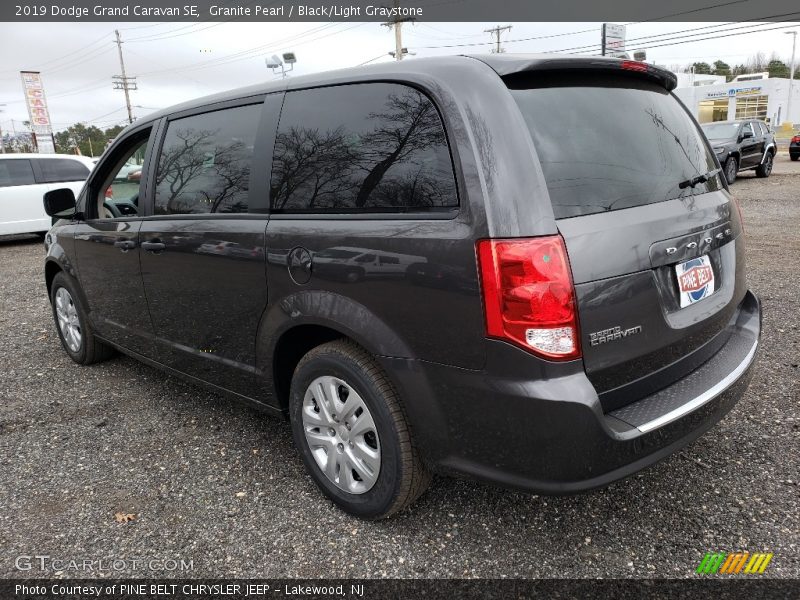 Granite Pearl / Black/Light Graystone 2019 Dodge Grand Caravan SE