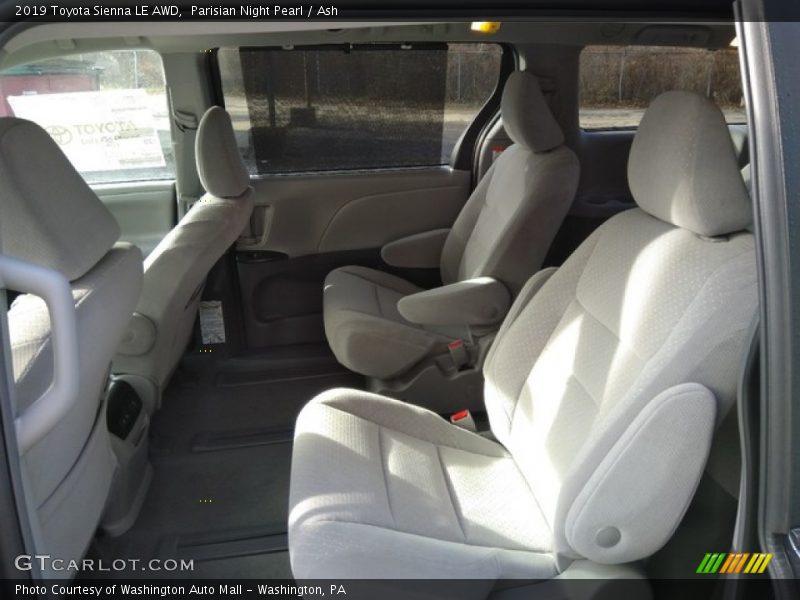 Parisian Night Pearl / Ash 2019 Toyota Sienna LE AWD