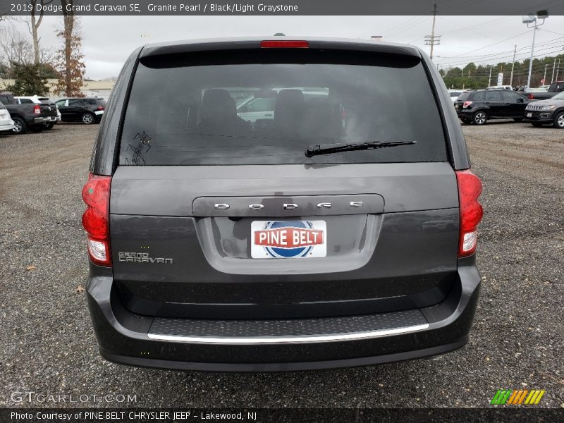 Granite Pearl / Black/Light Graystone 2019 Dodge Grand Caravan SE