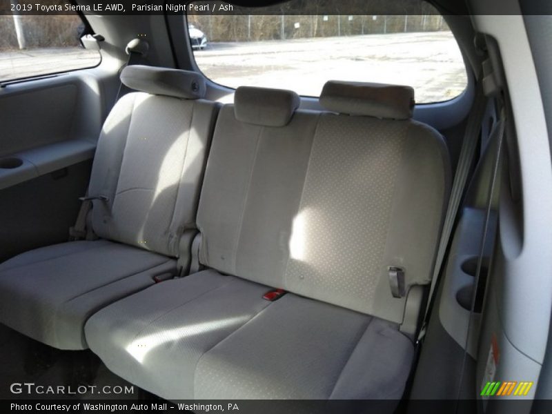 Parisian Night Pearl / Ash 2019 Toyota Sienna LE AWD
