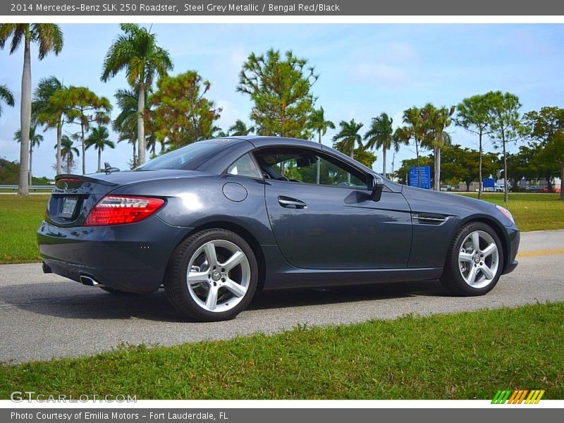 Steel Grey Metallic / Bengal Red/Black 2014 Mercedes-Benz SLK 250 Roadster