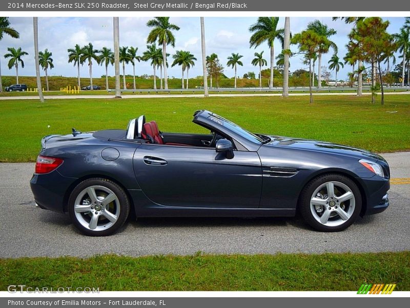 Steel Grey Metallic / Bengal Red/Black 2014 Mercedes-Benz SLK 250 Roadster