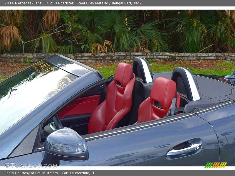 Steel Grey Metallic / Bengal Red/Black 2014 Mercedes-Benz SLK 250 Roadster