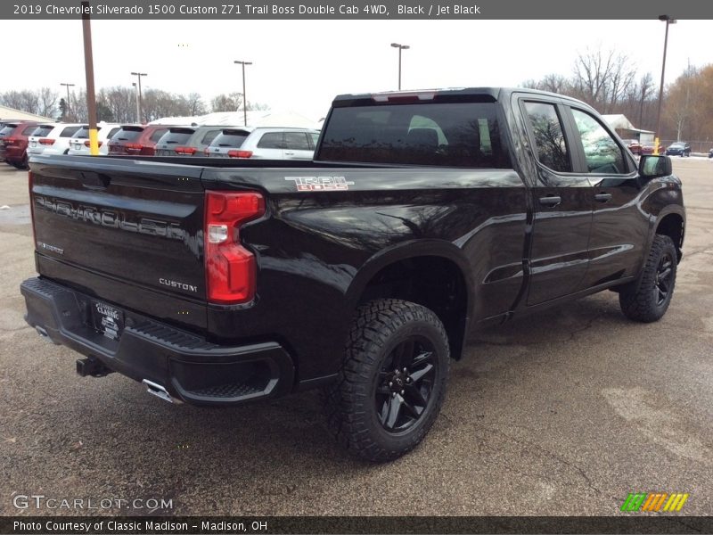 Black / Jet Black 2019 Chevrolet Silverado 1500 Custom Z71 Trail Boss Double Cab 4WD
