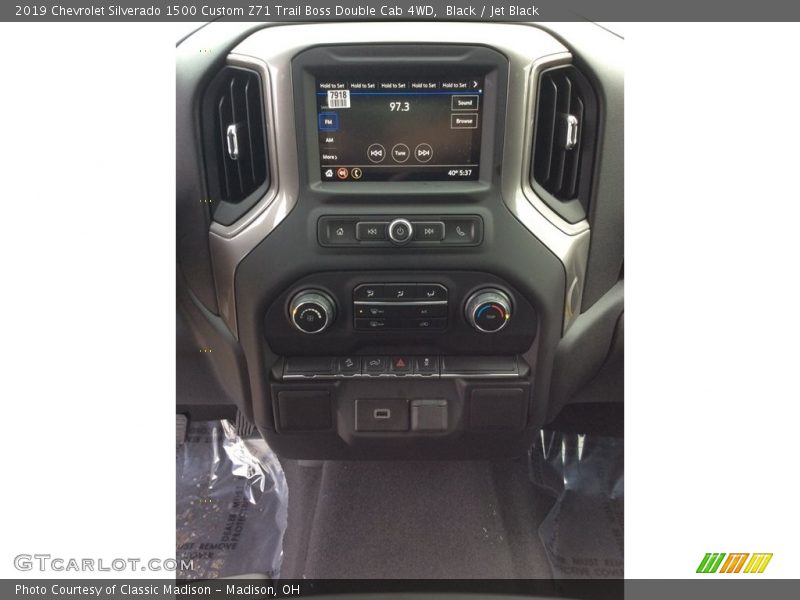 Black / Jet Black 2019 Chevrolet Silverado 1500 Custom Z71 Trail Boss Double Cab 4WD