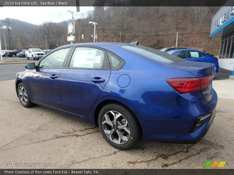 Sea Blue / Black 2019 Kia Forte LXS