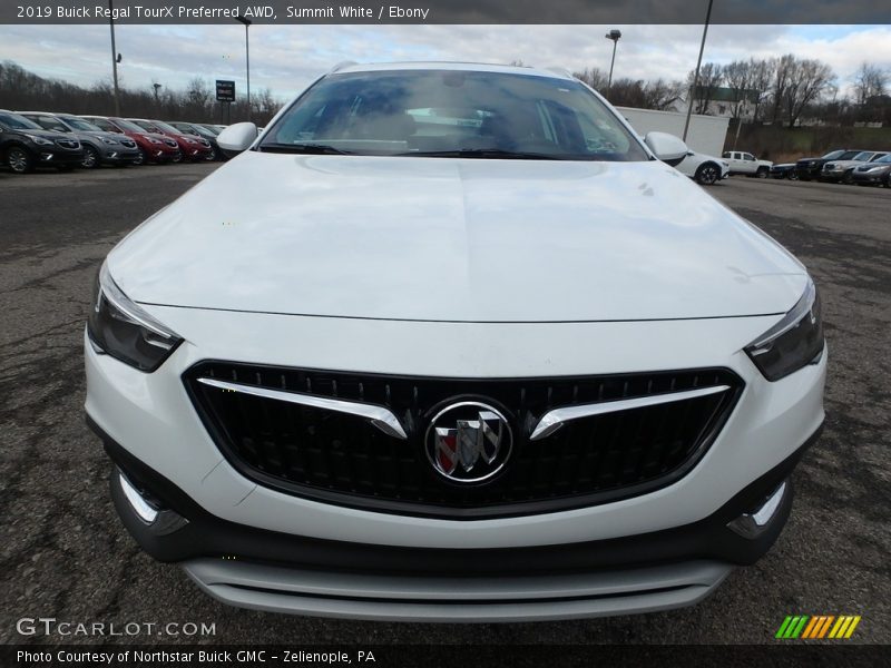 Summit White / Ebony 2019 Buick Regal TourX Preferred AWD