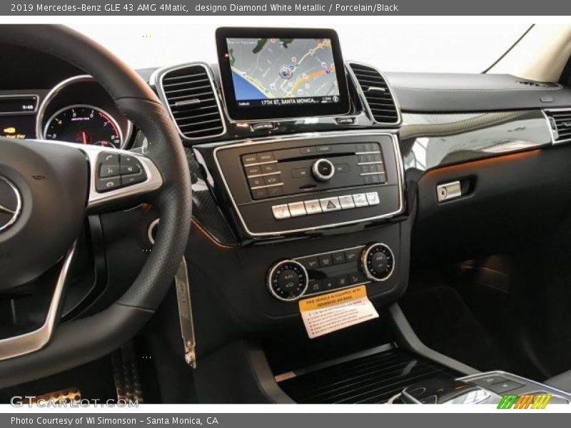 designo Diamond White Metallic / Porcelain/Black 2019 Mercedes-Benz GLE 43 AMG 4Matic