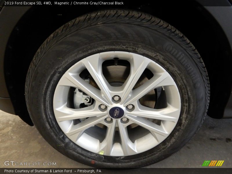 Magnetic / Chromite Gray/Charcoal Black 2019 Ford Escape SEL 4WD