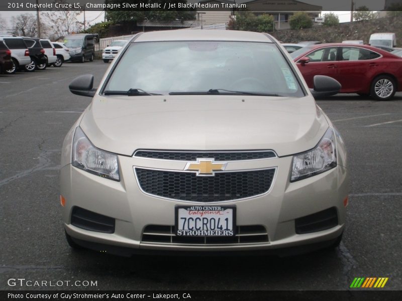 Champagne Silver Metallic / Jet Black/Medium Titanium 2014 Chevrolet Cruze LS