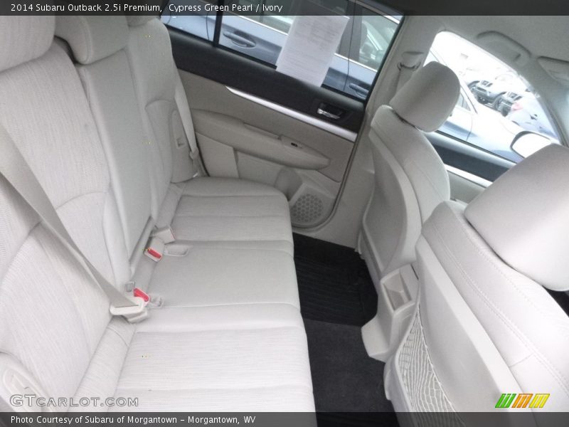 Cypress Green Pearl / Ivory 2014 Subaru Outback 2.5i Premium