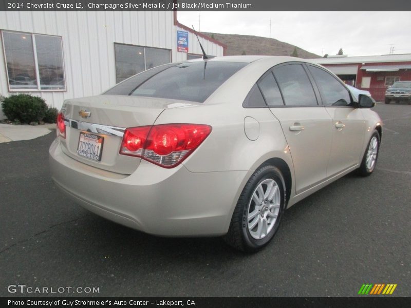 Champagne Silver Metallic / Jet Black/Medium Titanium 2014 Chevrolet Cruze LS