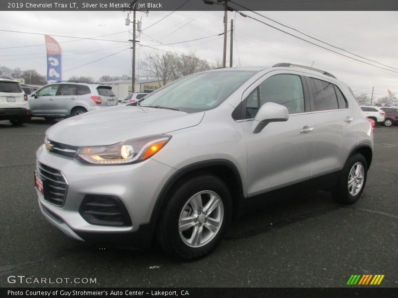 Silver Ice Metallic / Jet Black 2019 Chevrolet Trax LT