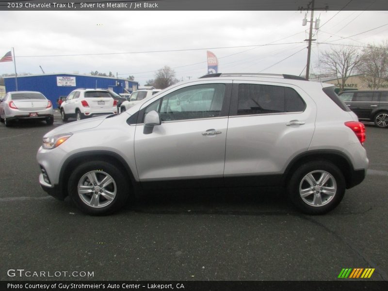 Silver Ice Metallic / Jet Black 2019 Chevrolet Trax LT