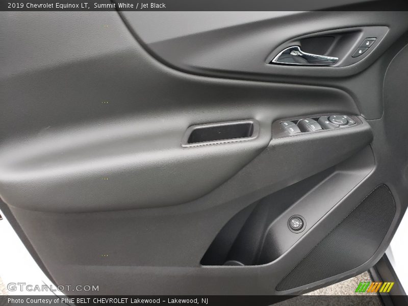 Summit White / Jet Black 2019 Chevrolet Equinox LT