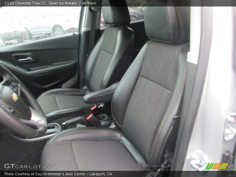 Silver Ice Metallic / Jet Black 2019 Chevrolet Trax LT
