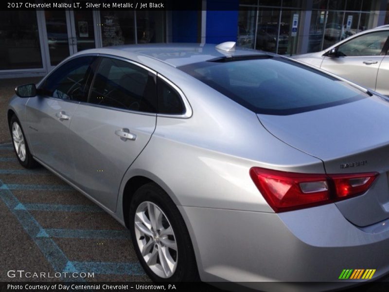 Silver Ice Metallic / Jet Black 2017 Chevrolet Malibu LT