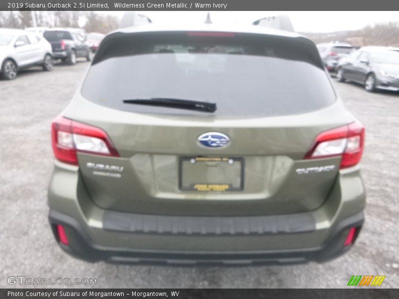 Wilderness Green Metallic / Warm Ivory 2019 Subaru Outback 2.5i Limited