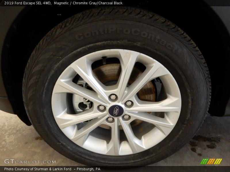 Magnetic / Chromite Gray/Charcoal Black 2019 Ford Escape SEL 4WD