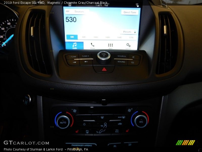 Magnetic / Chromite Gray/Charcoal Black 2019 Ford Escape SEL 4WD