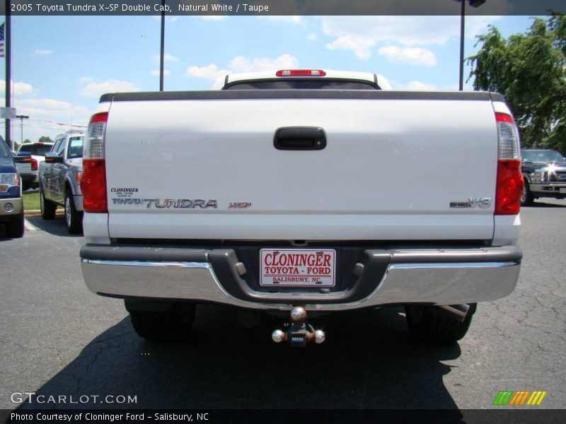 Natural White / Taupe 2005 Toyota Tundra X-SP Double Cab