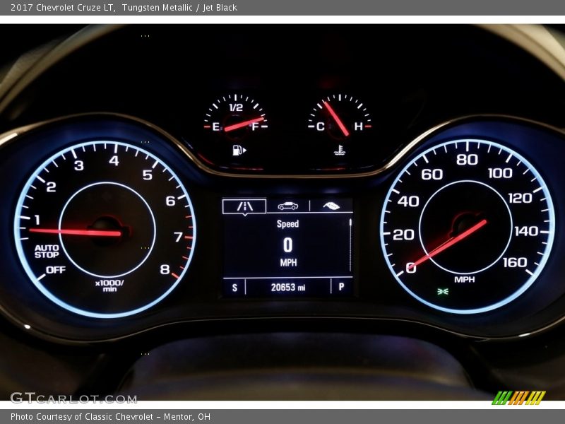Tungsten Metallic / Jet Black 2017 Chevrolet Cruze LT