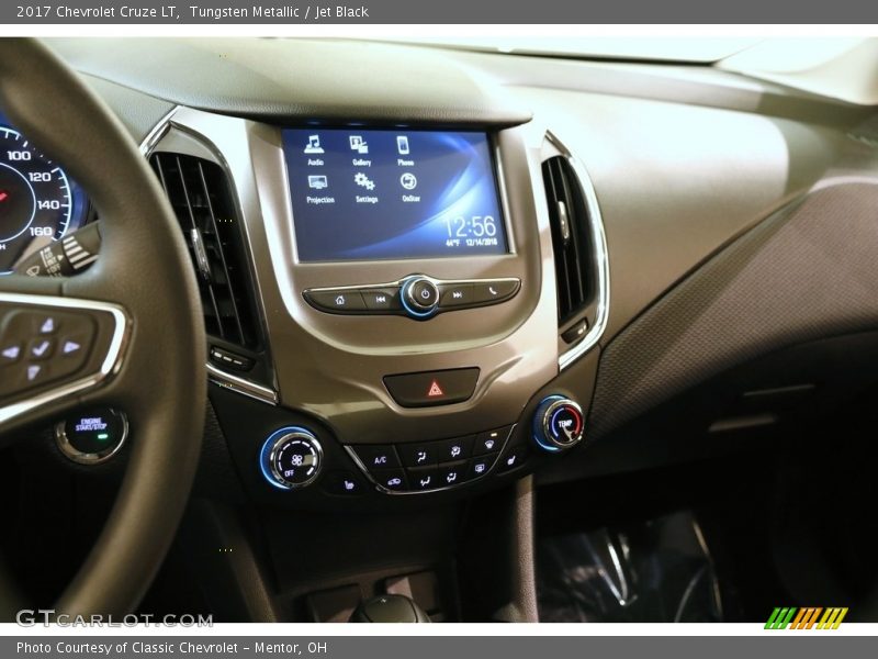 Tungsten Metallic / Jet Black 2017 Chevrolet Cruze LT
