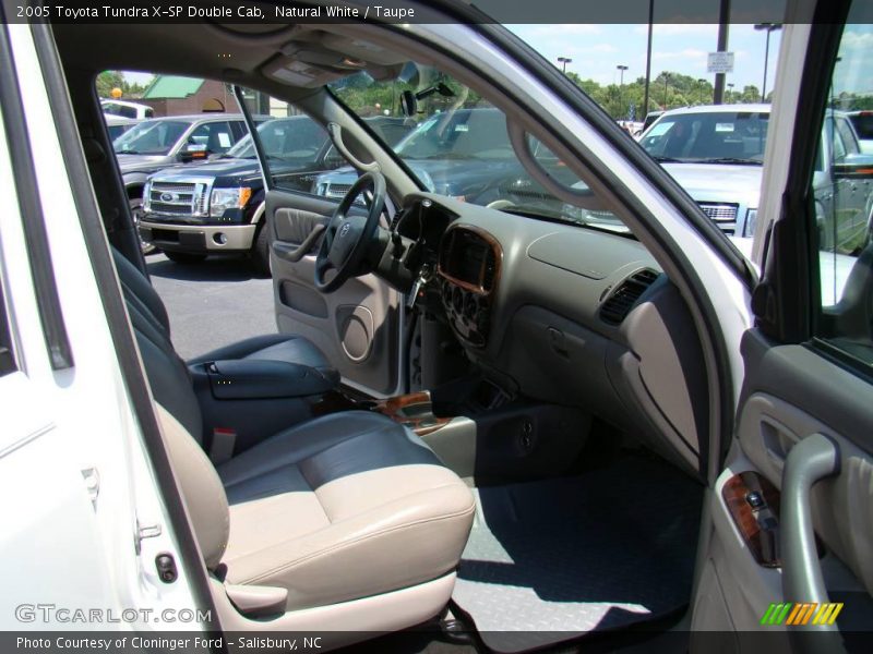Natural White / Taupe 2005 Toyota Tundra X-SP Double Cab
