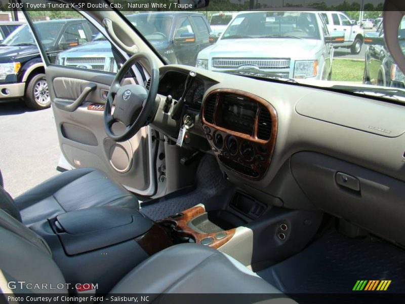 Natural White / Taupe 2005 Toyota Tundra X-SP Double Cab