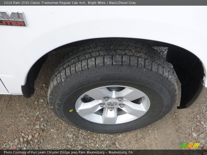 Bright White / Black/Diesel Gray 2019 Ram 1500 Classic Tradesman Regular Cab 4x4