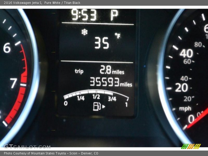 Pure White / Titan Black 2016 Volkswagen Jetta S