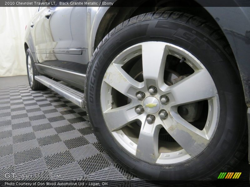 Black Granite Metallic / Ebony 2010 Chevrolet Traverse LT